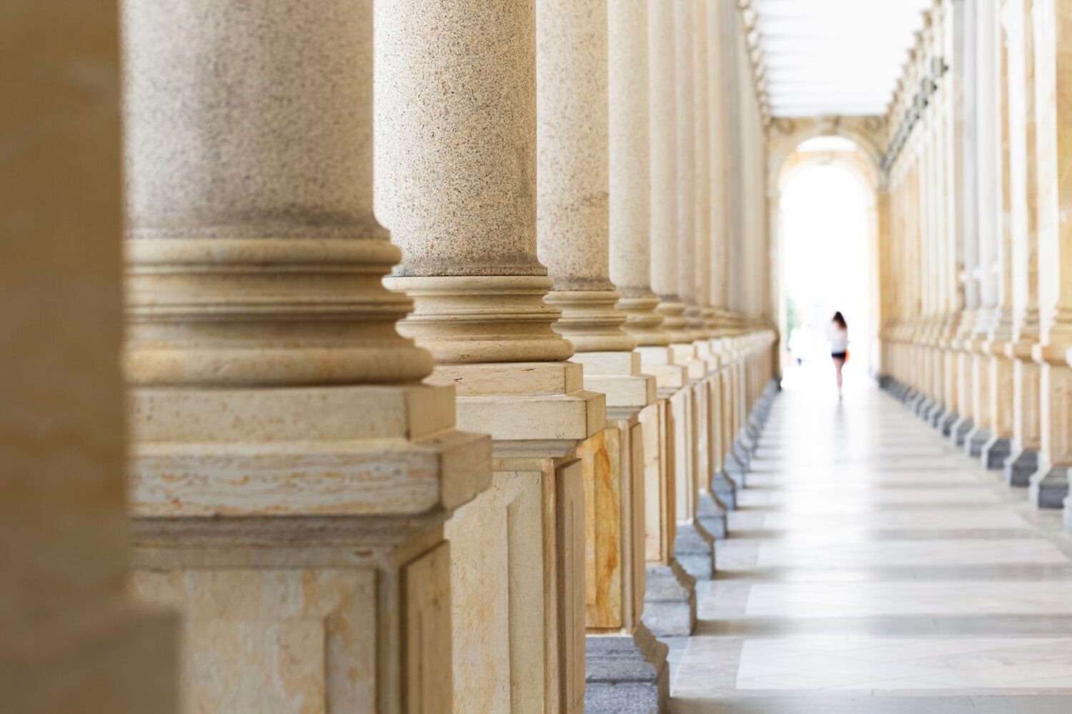 ornate hallway, like you would see at a courthouse where they passed the "ban the box" law